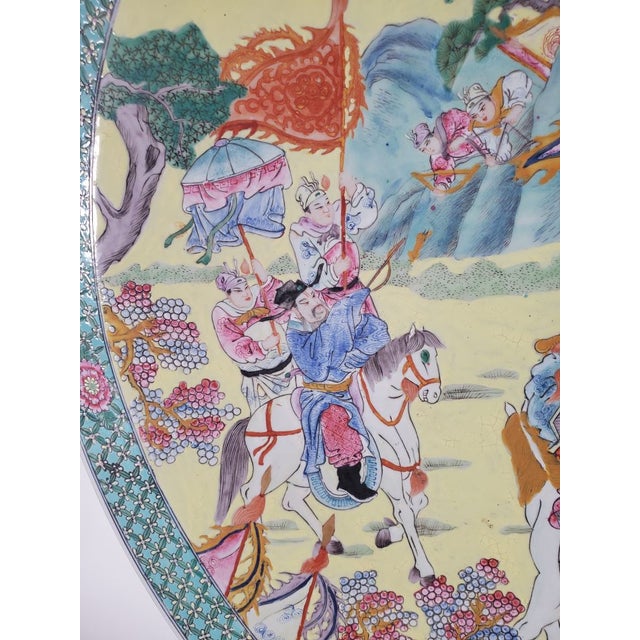 18th Century Large Figurative Chinese Export Porcelain Charger With Qianlong Mark For Sale In New York - Image 6 of 8