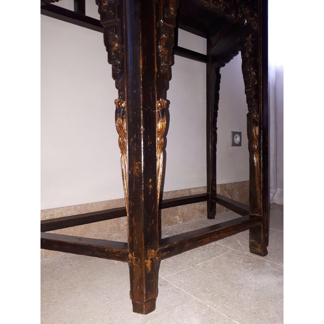 Wood Chinese Console Table in Lacquered Wood For Sale - Image 7 of 11