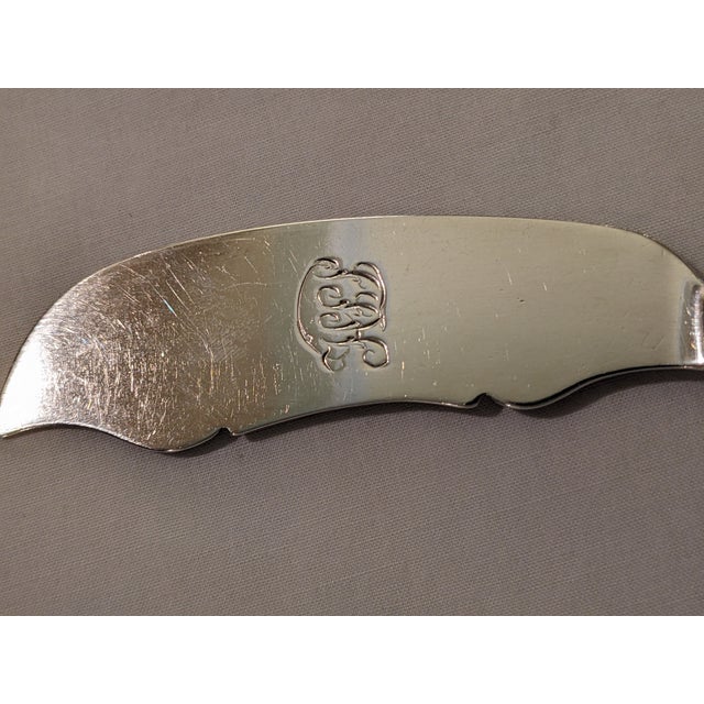 Birmingham 1850 Master Butter Knife Sterling Silver Mother-Of-Pearl For Sale In Washington DC - Image 6 of 12