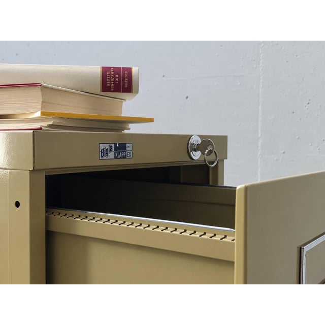 Forest Green Vintage Klapp Ex Filing Cabinet from Bigla, Switzerland For Sale - Image 8 of 13