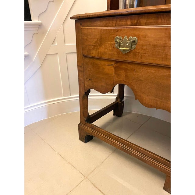 American George III Maple Wood Dresser and Rack, 1740s For Sale - Image 12 of 16
