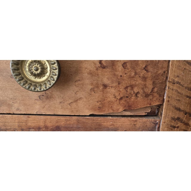 Early 19th Century American Tiger Maple Drop-Leaf Table With Drawer For Sale - Image 10 of 11