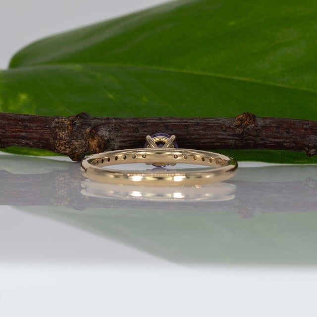 Purple Purple Sapphire Round Ring With Natural Diamond Halo: Solid 14k Gold, Size 6.75 For Sale - Image 8 of 9