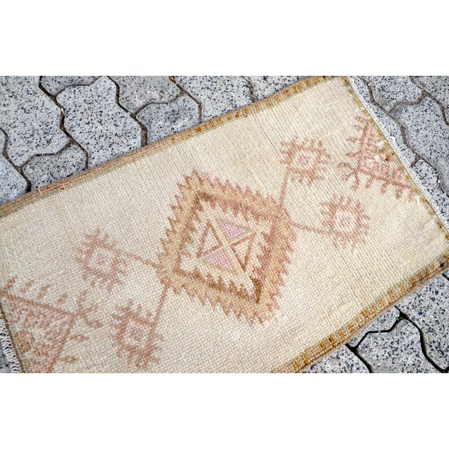 Turkish Vintage Mid Century Turkish Rug For Sale - Image 3 of 6