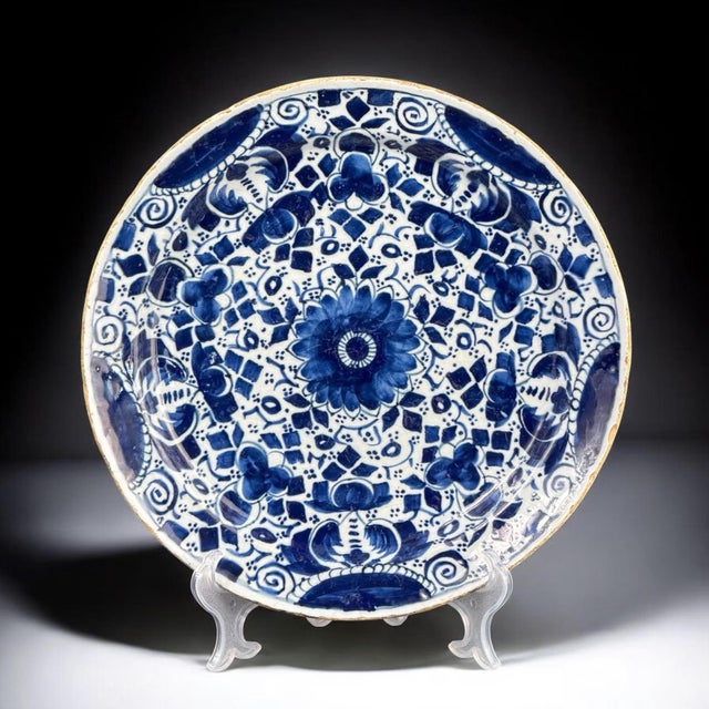 Blue and White Dutch Delft Charger Plate with Hand-Painted Floral Pattern, 18th Century For Sale - Image 9 of 9