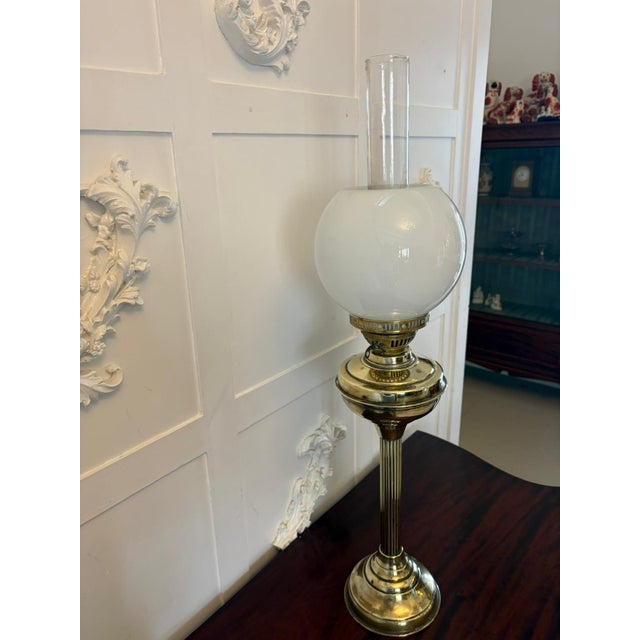 Antique Edwardian English Brass Oil Lamp with Opaline Shade, 1900 For Sale - Image 4 of 11