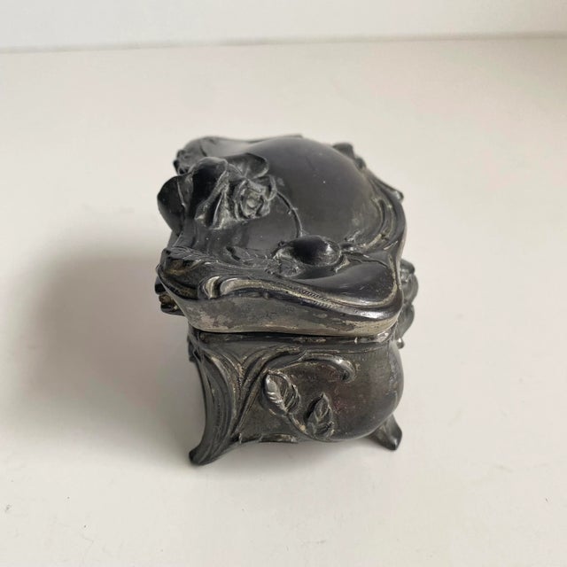Art Deco Art Nouveau Style Petite Jewelry Box Silver Plated Rose Motif For Sale - Image 3 of 9