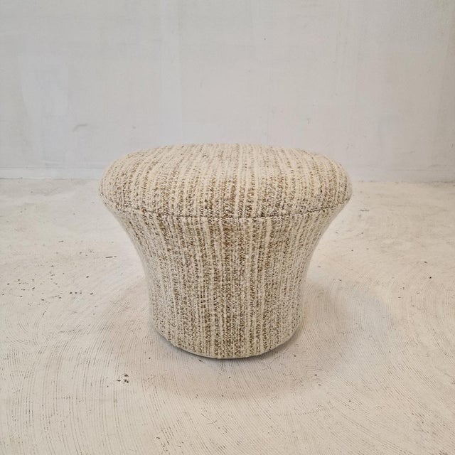 Set of Mid-Century Model F572 Lounge Chair and Stool by Pierre Paulin for Artifort, 1967 For Sale - Image 12 of 18