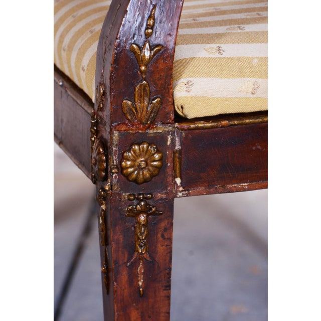 Traditional Empire Sofa in Walnut, 1810s For Sale - Image 3 of 18