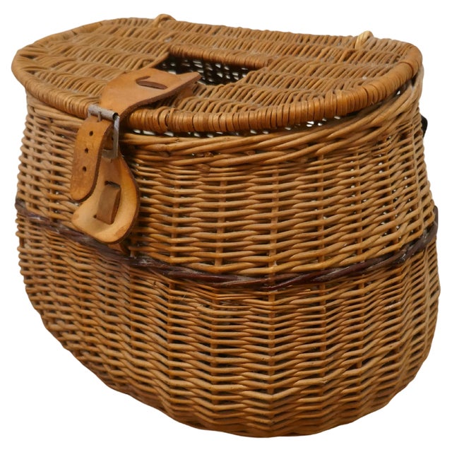 Vintage Victorian Oval Wicker Fishing Creel, 1900 For Sale