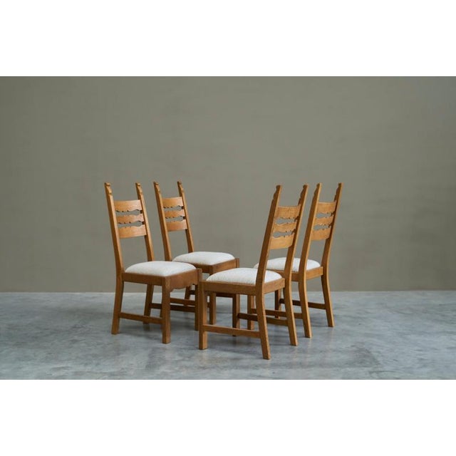 Razorblade Chairs in Oak and Wool by Henning Kjærnulf, 1960s, Set of 4 For Sale - Image 9 of 16