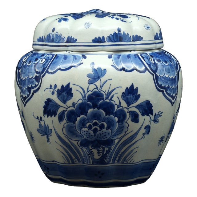 Vintage Porcelin Lidded Tobacco Jar with Flowers from Royal Delft, 1928 For Sale