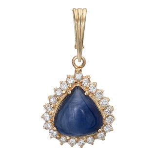 Natural 11.20 Carat Ceylon Sapphire Diamond Pendant Vintage 14 Karat Gold Pear For Sale