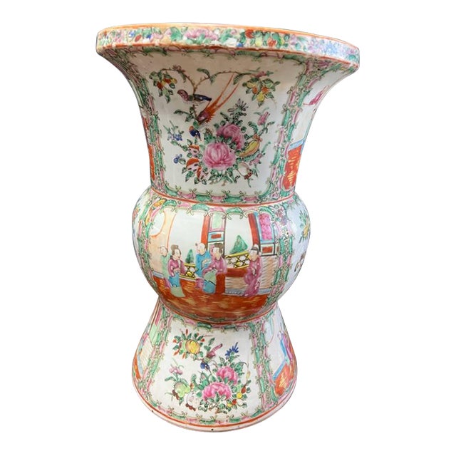 Antique 19th Century Chinese Porcelain Rose Medallion Vase For Sale