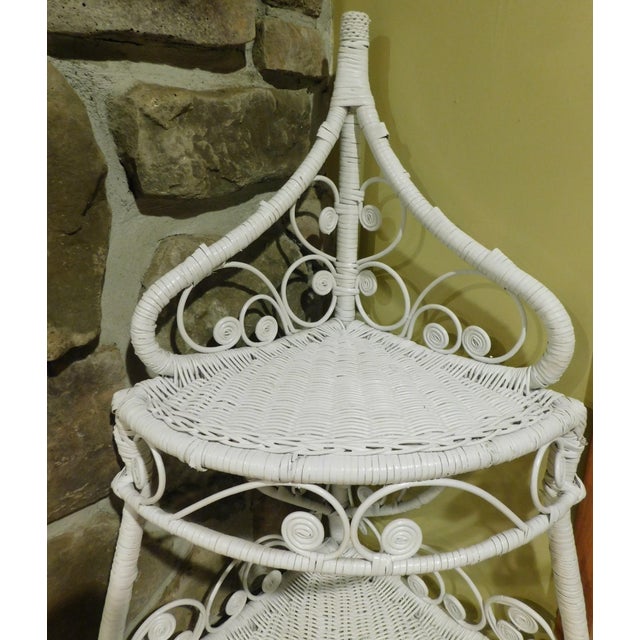 Vintage 1960s White Wicker & Rattan Corner Étagère – Ornate Heart + Scroll Motif, 3-Tier, 60" H For Sale - Image 4 of 18