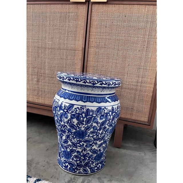 Late 20th Century Vintage Chinese Blue and White Garden Stool For Sale In Houston - Image 6 of 9