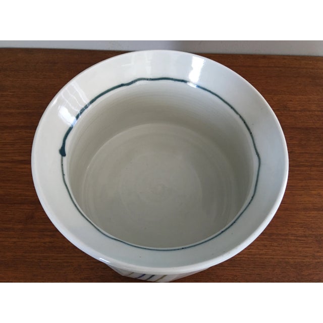 Mid-Century Modern Vintage White Studio Pottery Bowl For Sale - Image 3 of 4