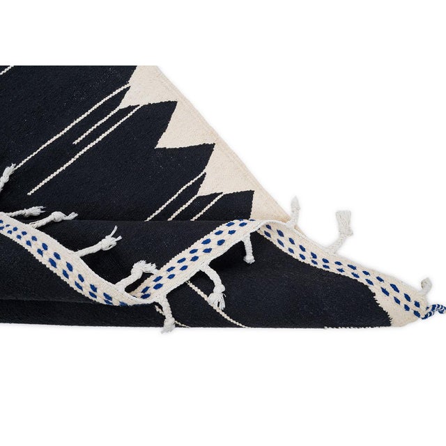 Early 21st Century Moroccan Flatweave Wool Rug by Azele Studio For Sale - Image 5 of 8