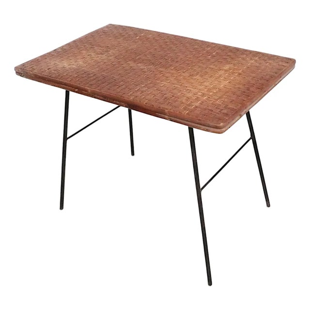 Mid Century Wicker Top Wrought Iron Base Side Table For Sale