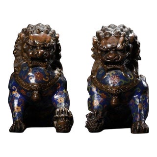 Pair of Vintage Cloisonné Enamel Guardian Lions – Gilt Bronze Foo Dogs, Blue Ground For Sale