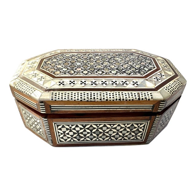 Handmade Egyptian Mother of Pearl Trinket Box For Sale