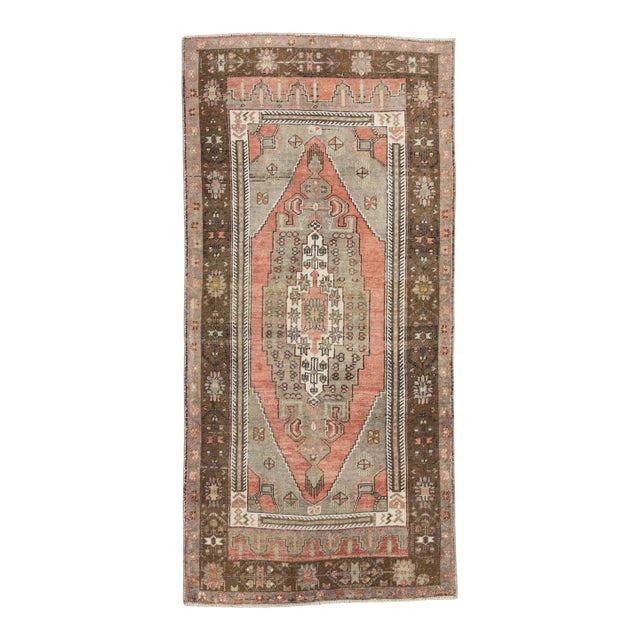 Turkish Vintage Rug 3'2" x 6'8" #20691 For Sale
