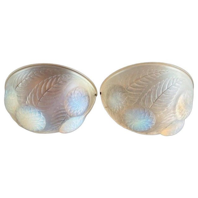 1920s Vintage Art Deco Opalescent Glass Wall Light by René Lalique, 1921, Set of 2 For Sale - Image 5 of 5