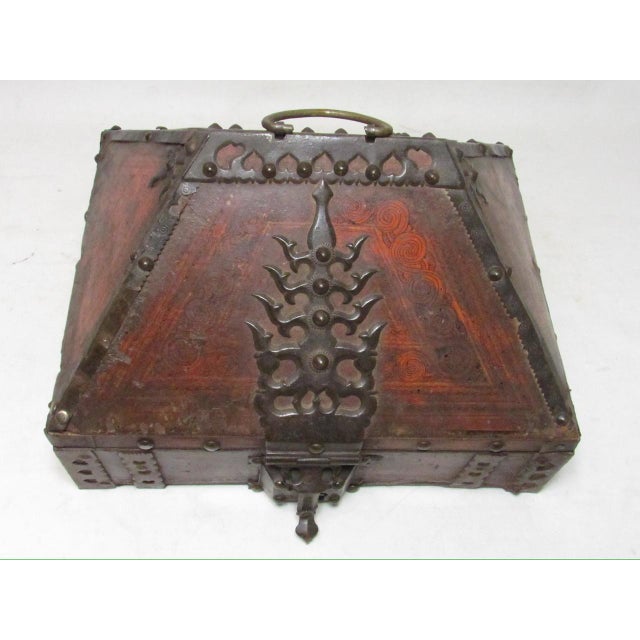 Late 19th Century Antique Indian Iron Bound and Lacqured Dowry or Jewelry Box For Sale - Image 5 of 12