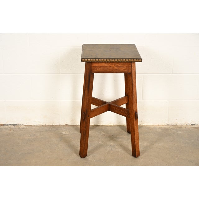 Stickley Brothers Antique Mission Oak Arts & Crafts Leather Top Tabouret Side Table, Circa 1910 For Sale - Image 10 of 10