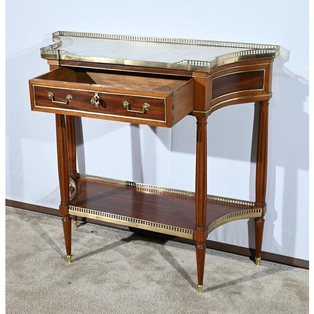 Small Louis XVI Mahogany Console Table For Sale - Image 4 of 18