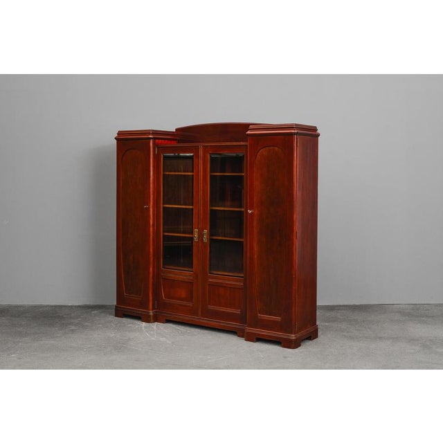 Art Nouveau Bookcase in Mahogany, Early 20th Century For Sale - Image 4 of 18