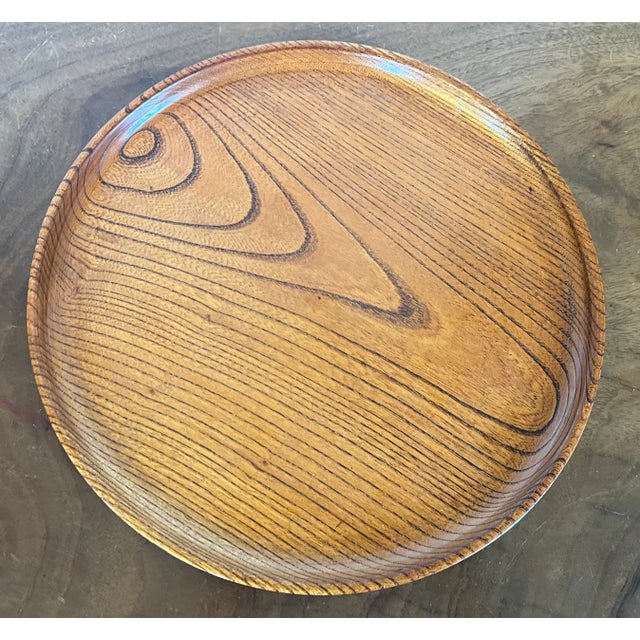Brown Early 20th Century Japanese Turned Wood Round Tray For Sale - Image 8 of 11