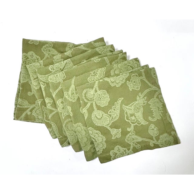 French Country Late 20th Century Pottery Barn Green Jacquard Cloth Napkins – Botanical Floral Tabletop Linens - Set of 8 For Sale - Image 3 of 13