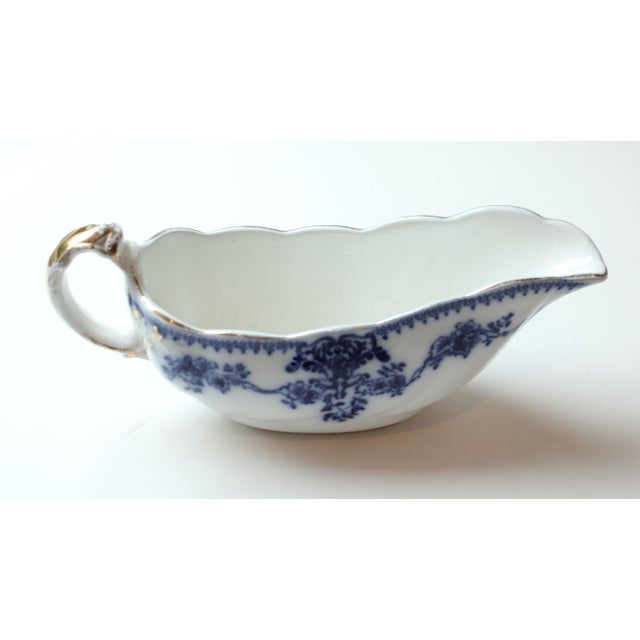 1890-1910 English Grindley Gilded (Flow Blue) Transferware Gravy Boat For Sale In Los Angeles - Image 6 of 9