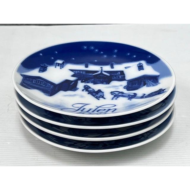 Religious Julen Porsgrund Norwegian Christmas Plates, Set of Four For Sale - Image 3 of 12