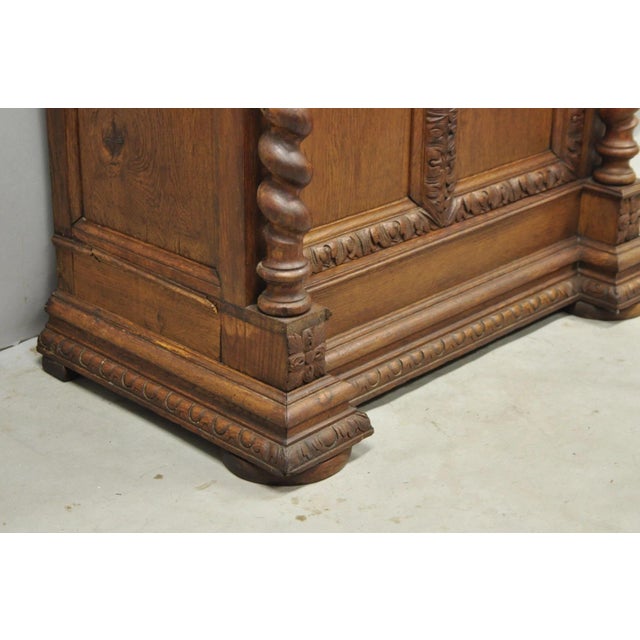 Antique Renaissance Revival Oak Wood Spiral Barley Twist Jelly Liquor Cabinet For Sale - Image 15 of 18