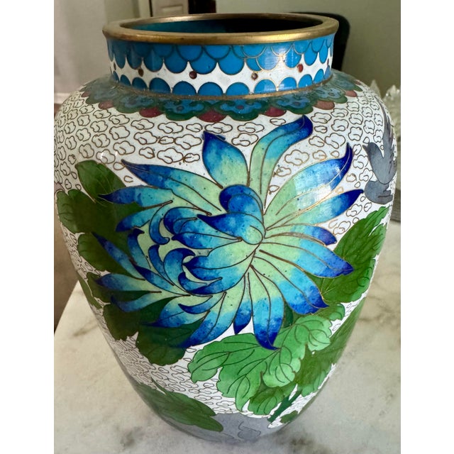 Chinese Vintage Zi Jin Cheng Chinese White Cloisonne Floral Lidded Ginger Jar - 11.5" H For Sale - Image 3 of 12