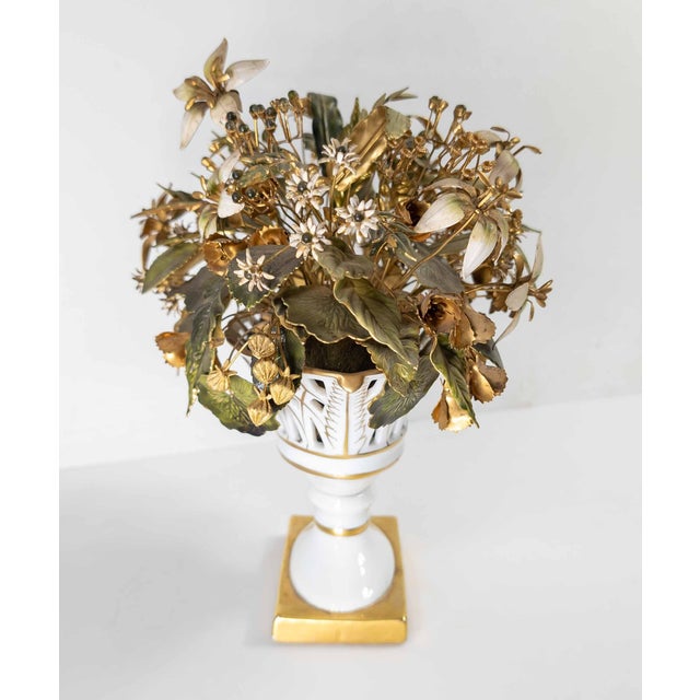 French Mid-Century Jane Hutcheson for Gorham Tole Floral Planter or Jardiniere For Sale - Image 3 of 12