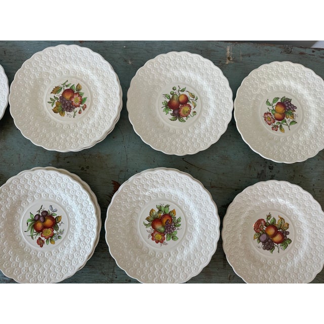 Ceramic 1950s Copeland Spode England Alden Daisy-Embossed Earthenware Lunch Plates- Set of 20 For Sale - Image 7 of 12