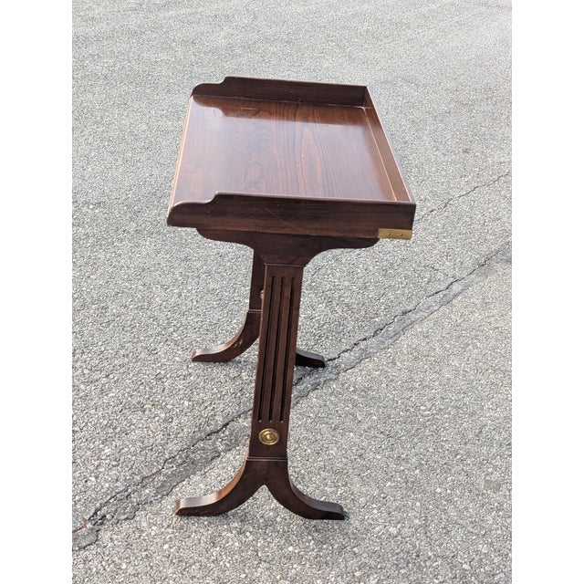Vintage Ethan Allen 20th Century Vintage French Mahogany Occasional Side Table For Sale - Image 9 of 10