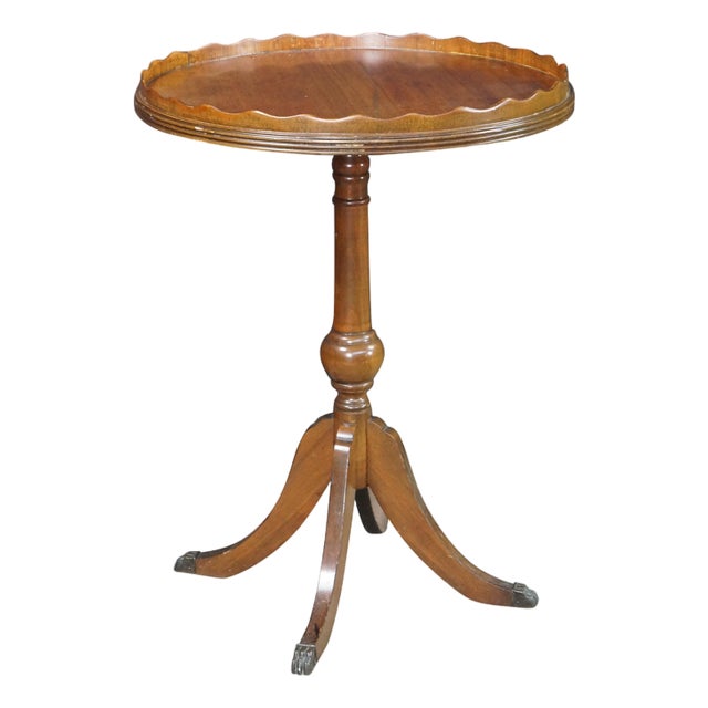 Vintage Georgian Style Round Mahogany Piecrust Pedestal Table Sculpture Stand For Sale