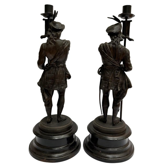 19th Century French Antique Spelter Figural Candlesticks – Pair of Renaissance Troubadour Warriors For Sale - Image 4 of 9