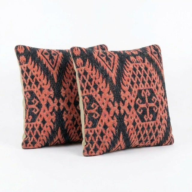 Mid-Century Modern Modern Kilim Pillow Cover 16'' X 16'' - Set of Two For Sale - Image 3 of 4