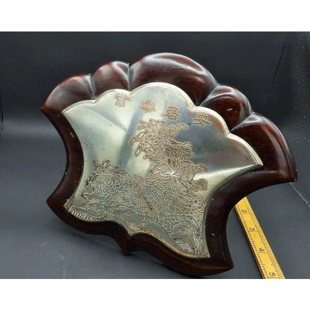 Japanese Antique Japanese Fan Shaped Scholar's Silverplate Writer's Desk Inspiration Plaque 1900 Chrysanthemums and Birds For Sale - Image 3 of 7