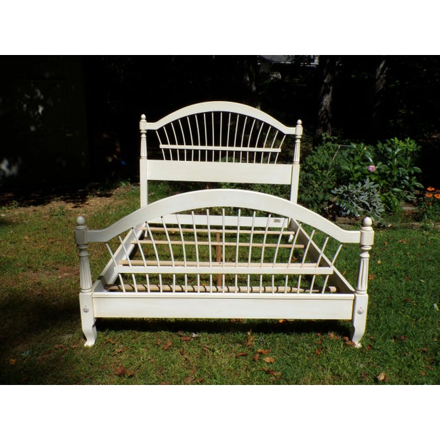 Late 20th Century Vintage Ethan Allen Country French Wheatback Queen Bed Frame For Sale - Image 5 of 15