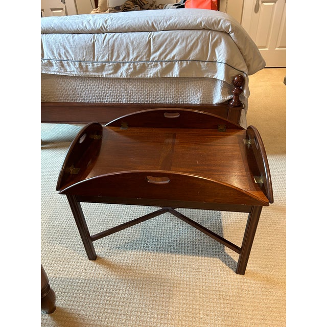 This table features an inlay design with brass hinges. Excellent condition. 18"H Sides up: 20.5 W" x 29.5" D Sides down:...