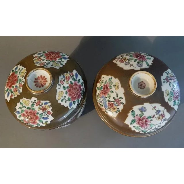 Antique Chinese Export Porcelain Batavian Café au Lait Jars & Covers - a Pair For Sale - Image 4 of 11
