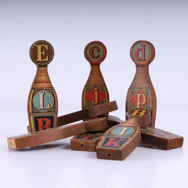 English Edwardian Set of Eight Decorative Game Pieces For Sale - Image 10 of 10