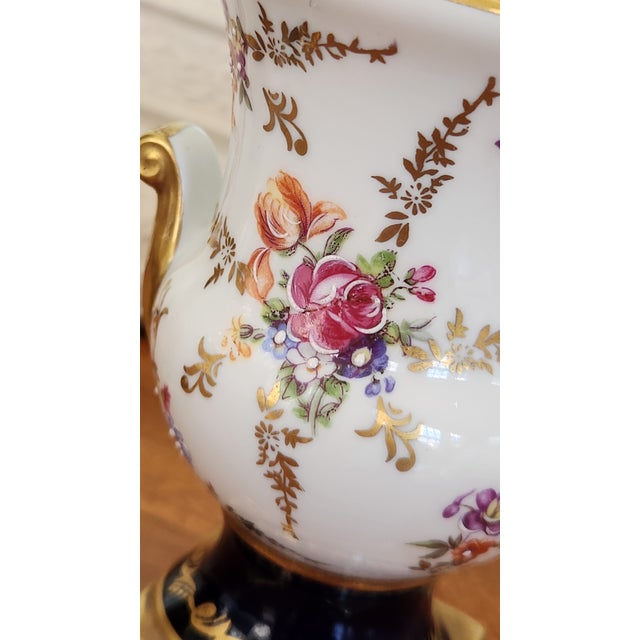 Vintage Continental Cobalt & Gilt Porcelain Covered Urns, Sèvres Style — A Pair For Sale - Image 10 of 18