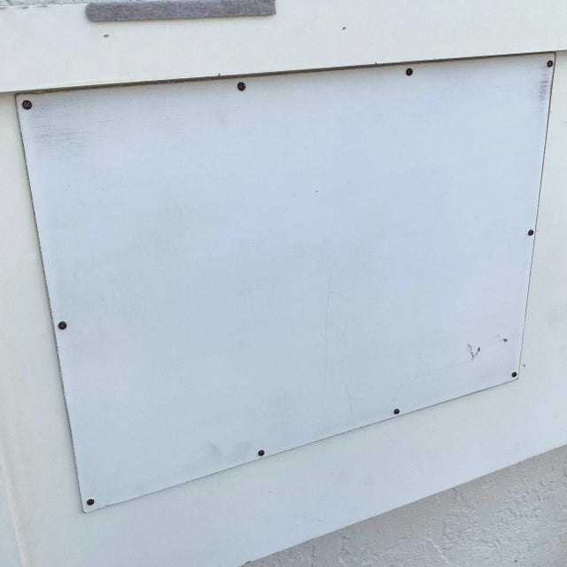 Wood White Faux Bamboo Fretwork King Headboard with Mirrored Back For Sale - Image 7 of 10